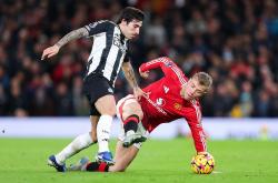 lol高校认证-包含曼联将购入新射手,有望提升攻击火力的词条