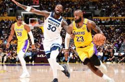 lol战绩查询-詹姆斯31+11领军湖人擒灰熊,五连胜的简单介绍