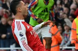 lol战绩查询-曼城绝杀瑞士，马丁内利扛起全队