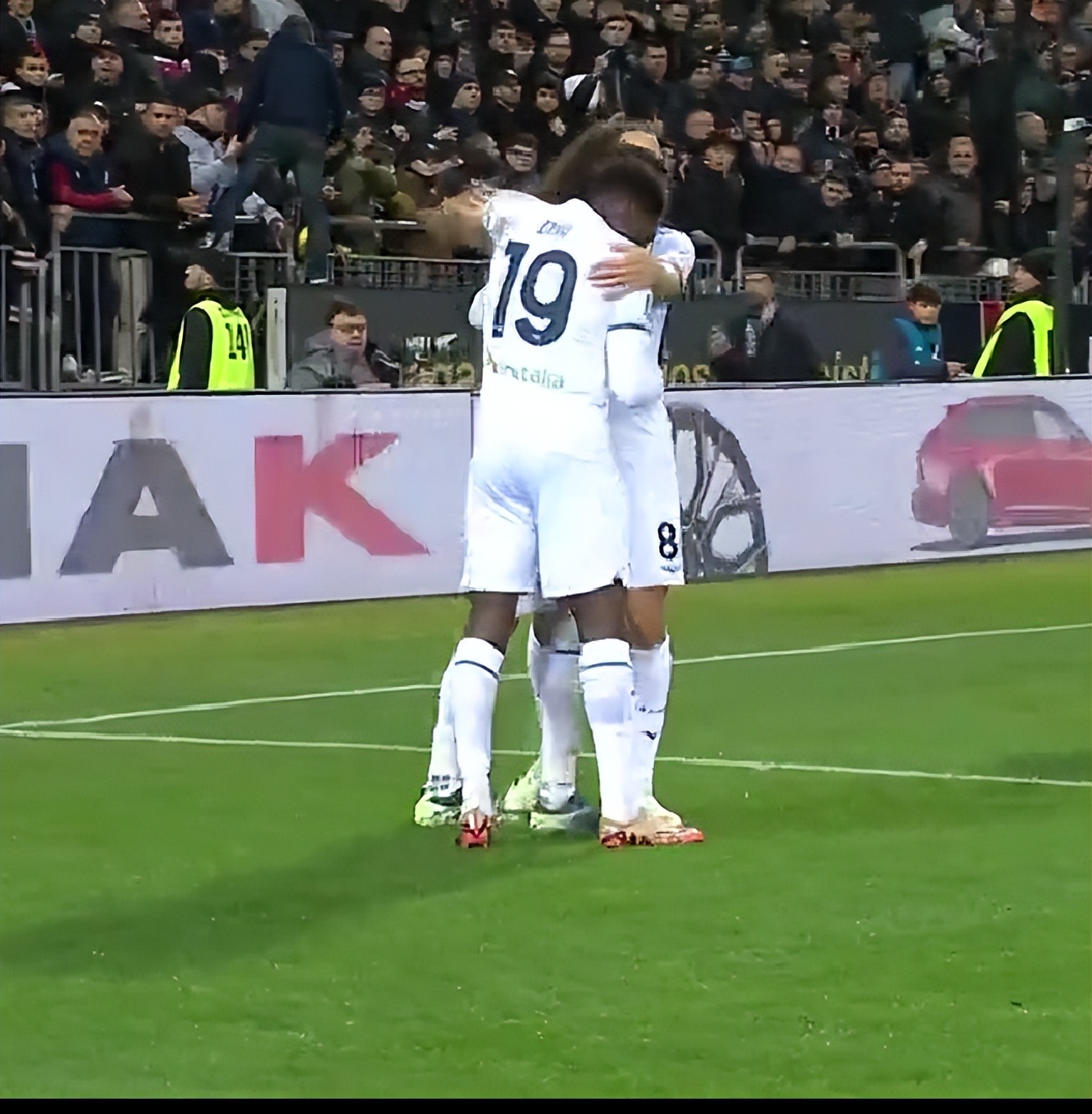 拉齐奥队意外大胜,展现实力! 拉齐奥队意外大胜,展现实力!