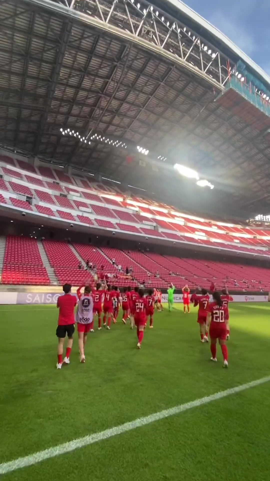 包含东亚地区足球大赛开幕式精彩呈现,球迷热情高涨的词条 包含东亚地区足球大赛开幕式精彩呈现,球迷热情高涨的词条