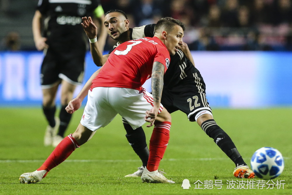 阿贾克斯客场大胜马洛卡,取得连胜 阿贾克斯客场大胜马洛卡,取得连胜