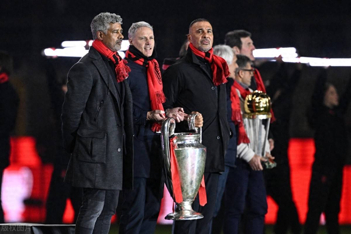 AC米兰中场组织流畅,球队传接连贯的简单介绍 AC米兰中场组织流畅,球队传接连贯的简单介绍