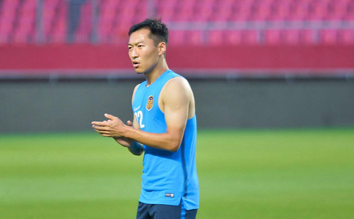 富力客场战平申花,保持不败 富力客场战平申花,保持不败