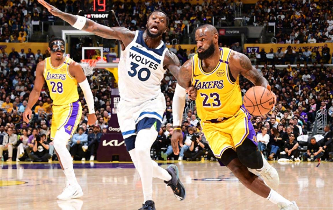 詹姆斯31+11领军湖人擒灰熊,五连胜的简单介绍 詹姆斯31+11领军湖人擒灰熊,五连胜的简单介绍