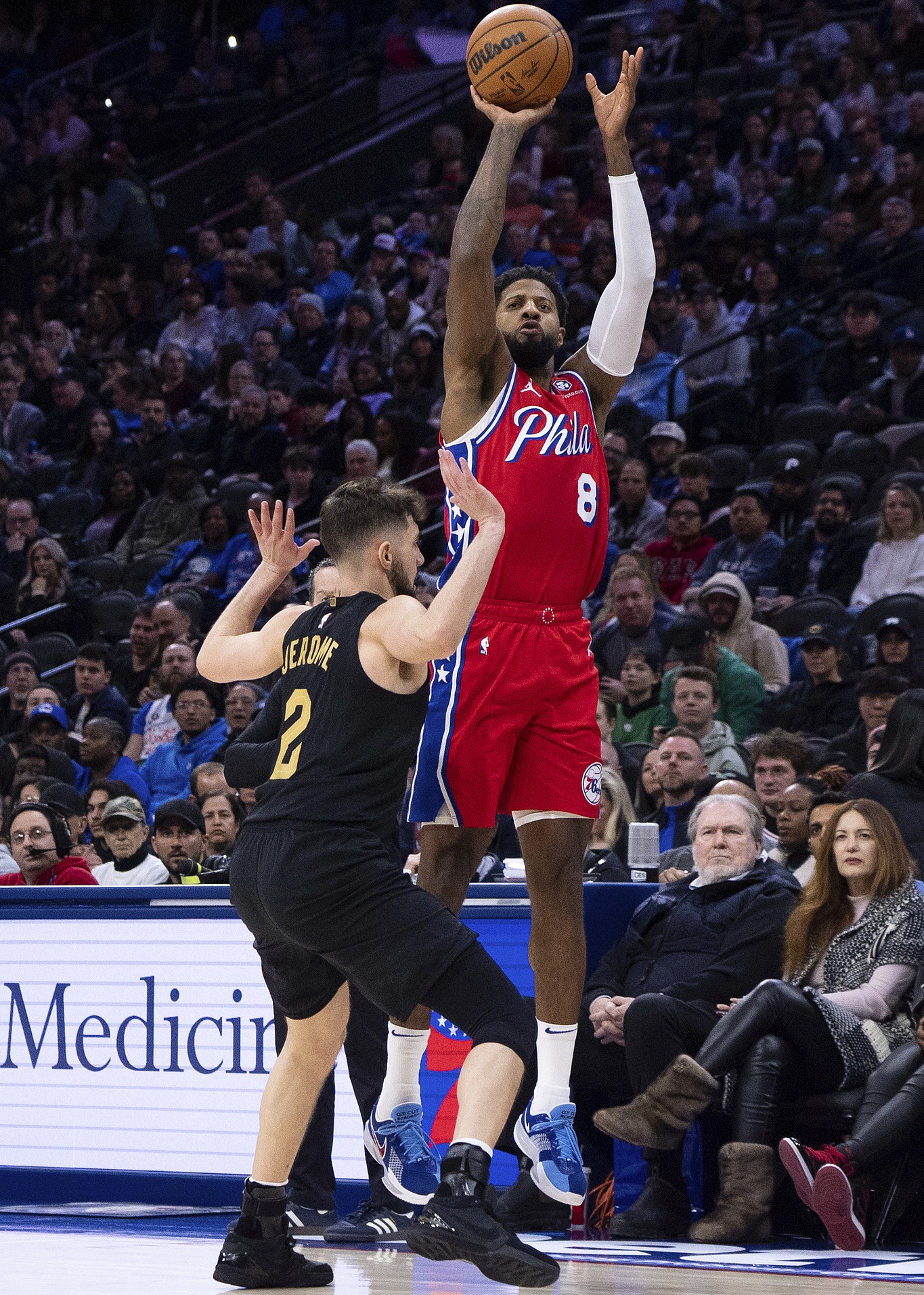 骑士主场惨败76人,遭遇四连败 骑士主场惨败76人,遭遇四连败