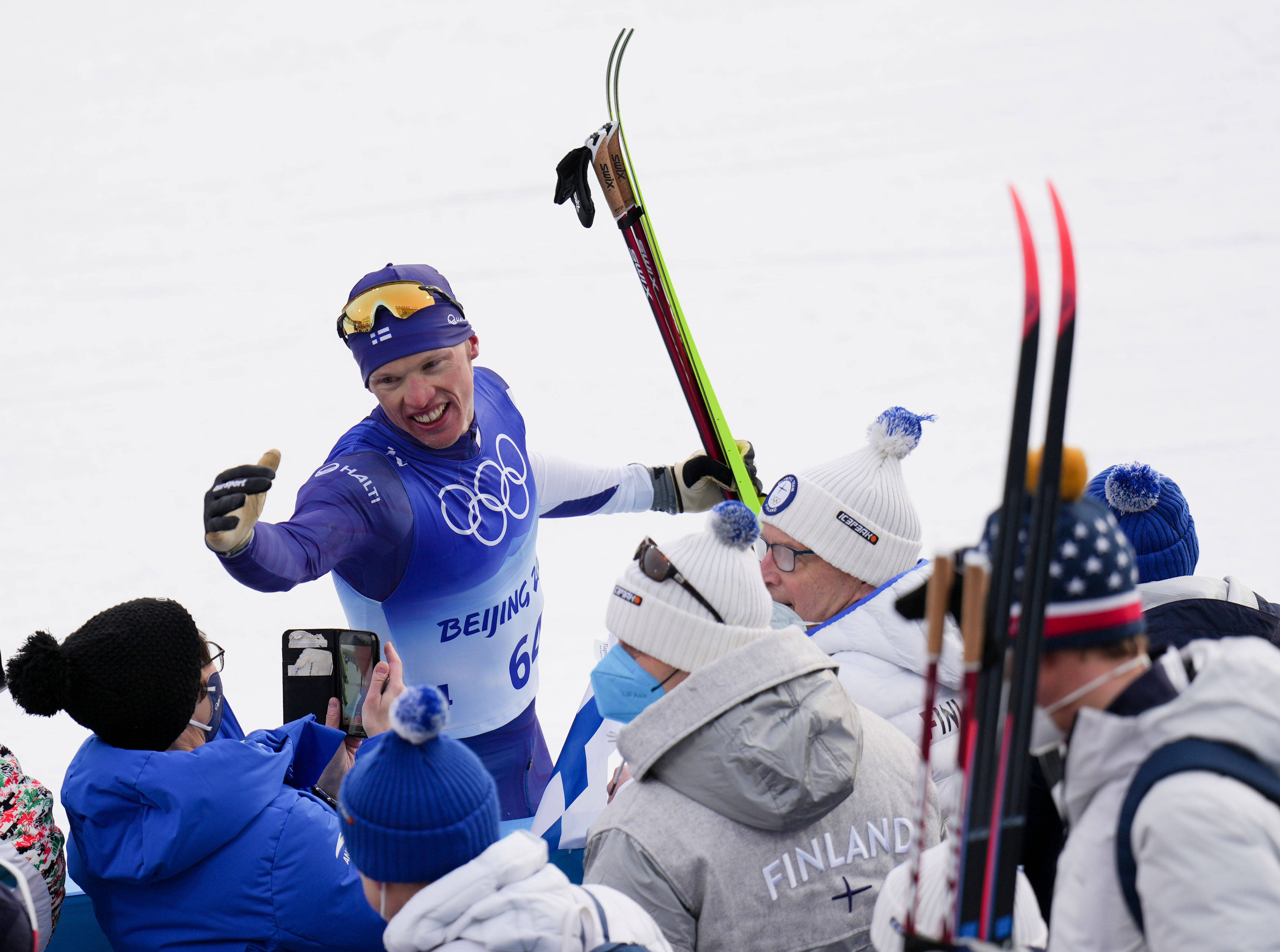 芬兰选手脚踏实地,向冠军发起挑战 芬兰选手脚踏实地,向冠军发起挑战